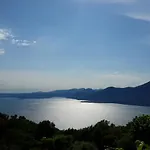 Laguna 3*