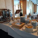Otel Laguna